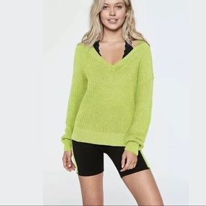 Victoria’s Secret PINK V-neck Cable Knit Sweater Lime Green Large Pullover NEW